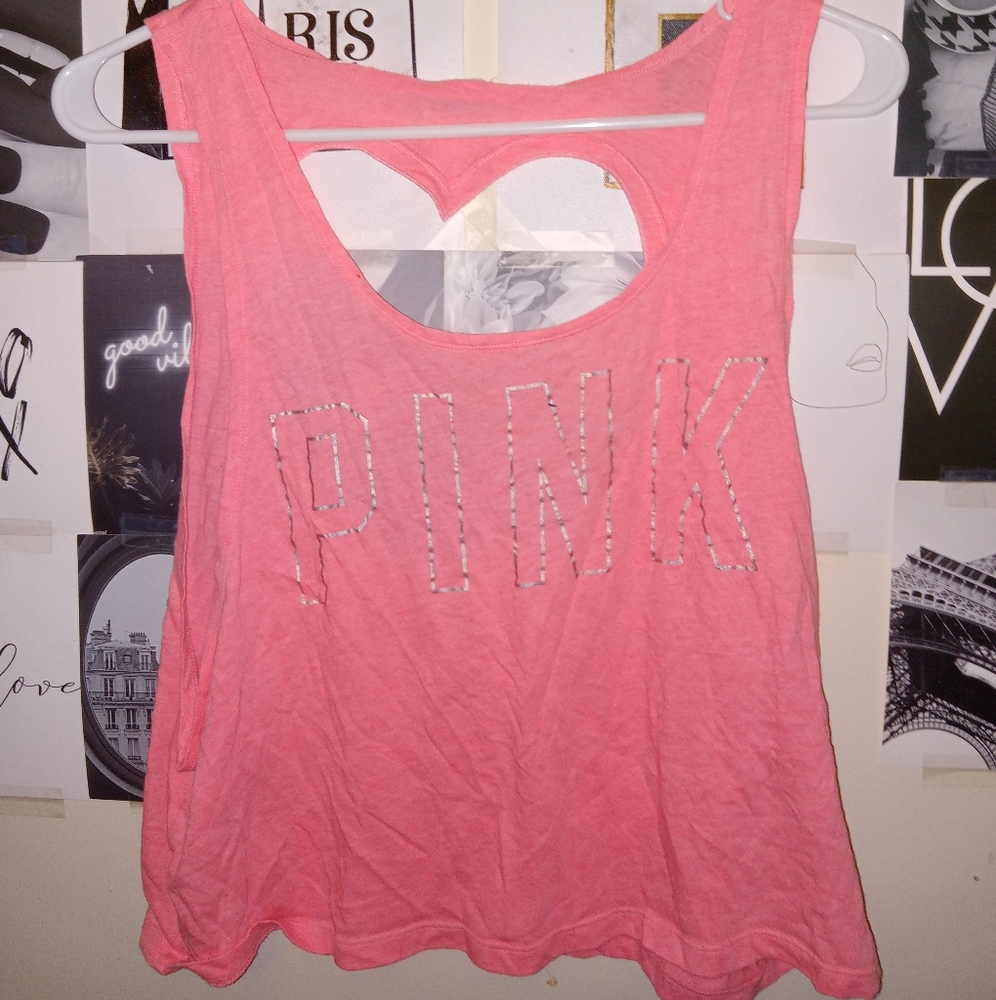 ♡♡Victoria's Secret  top heart cutout.